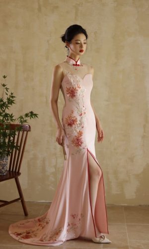 독점 디자이너 컬렉션, 플로럴 자수, 홀터넥 피쉬테일 치파오